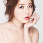 Yoon Eun Hye eyelid